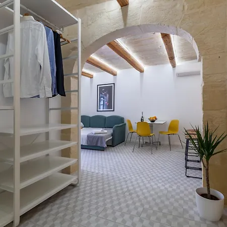 The Glen Residences Apartment *