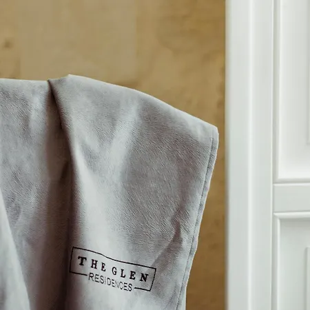 The Glen Residences Apartament *