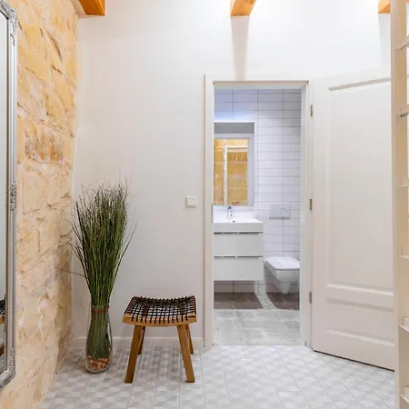 The Glen Residences Apartament Senglea