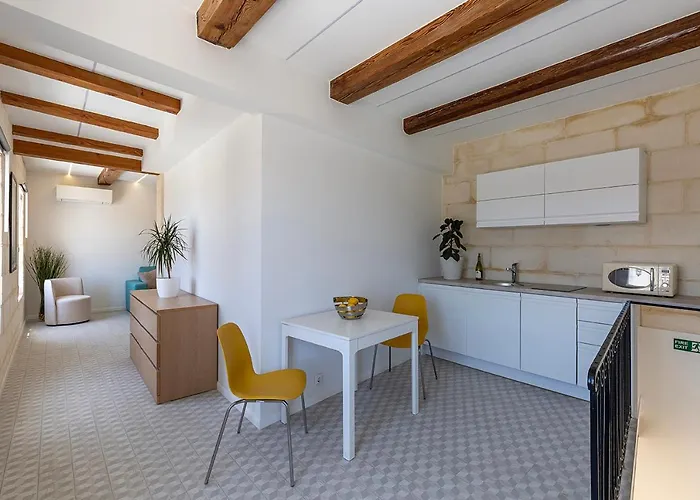 The Glen Residences *